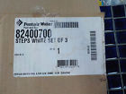 82400700 Pentair Inset White Steps Set