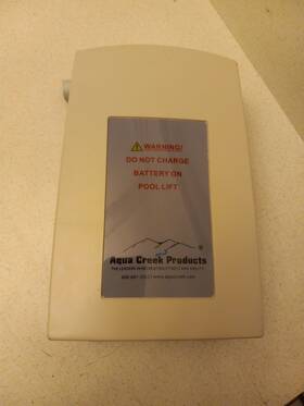F-004abv Aqua Creek Products L.l.c. 24v Pool Lift Battery Replacement For Lifts Untested