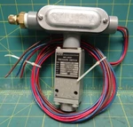 Itt Aerospace Controls Division Pressure Switch, 98087, 125P1C3MR-835. Fixed Price $75.00.