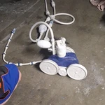 Polaris 280 Pressure Side Pool With C Eaner Hose W/net. Fixed Price $400.00.