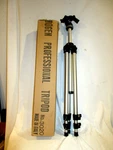 Bogen Tripod #3020 W/#3025 Head Original Box. Fixed Price $79.99.