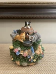 Heritage Mint Fountain Cats And Flowers Waterfall Musical Works With Box. Fixed Price $30.00.